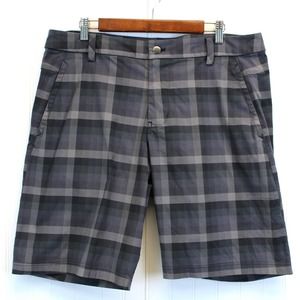 lululemon athletica Gray Plaid Men's Flat Front Shorts